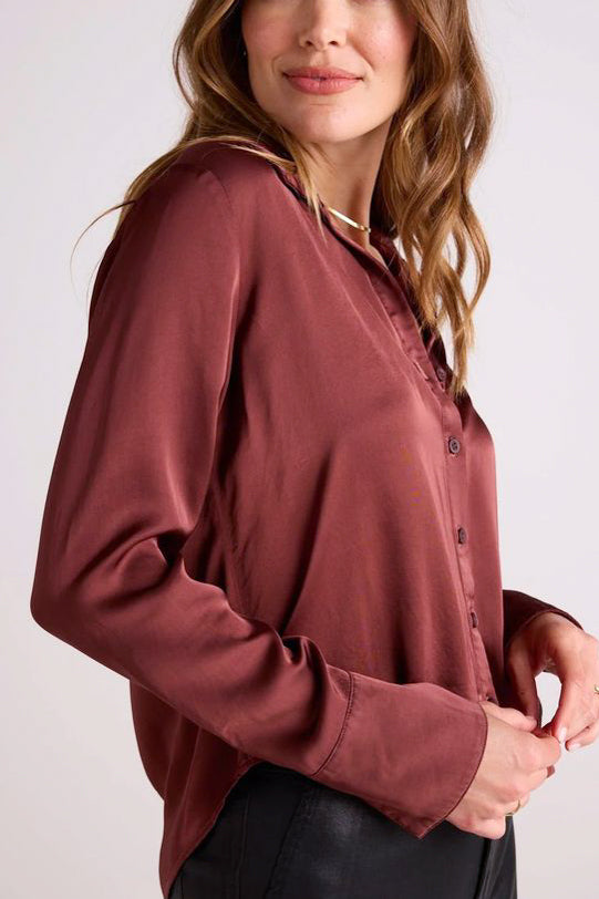 Bella Dahl High Low Hem Shirt in Brandy Wine