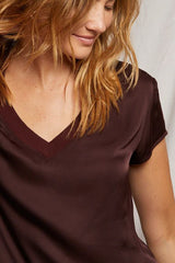 Perfect White Tee Amelie Satin V-Neck Tee in Blackberry