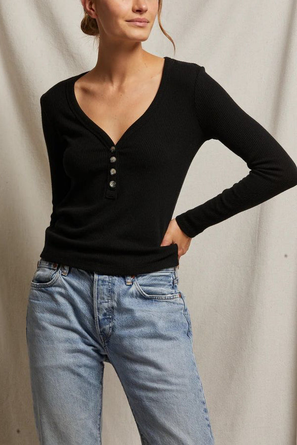 Perfect White Tee Evangeline Sweater Rib L/S V-Neck in True Black