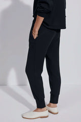 Varley The Slim Cuff Pant 27.5 in Black